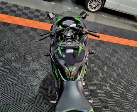 KAWASAKI Ninja 300 ABS, Foto 9