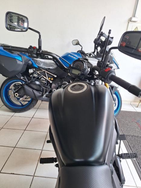 KAWASAKI Vulcan 650 S , Foto 23