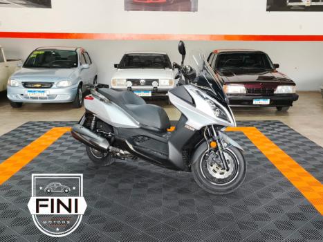 KYMCO Downtown 300i ABS, Foto 1