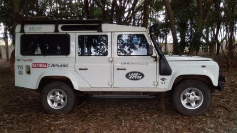 LAND ROVER Defender 110 2.5 4P SW COUNTY 4X4 TURBO, Foto 2