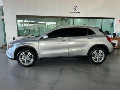 MERCEDES-BENZ GLA 200 1.6 16V 4P FLEX CGI ADVANCE TURBO AUTOMTICO, Foto 2