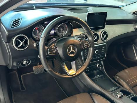 MERCEDES-BENZ GLA 200 1.6 16V 4P FLEX CGI ADVANCE TURBO AUTOMTICO, Foto 7