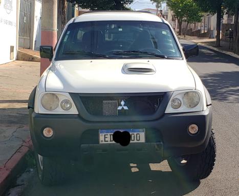 MITSUBISHI L 200 2.5 GLS 4X4 CABINE DUPLA TURBO DIESEL, Foto 2