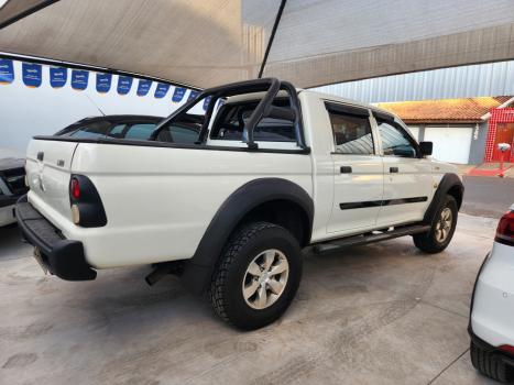 MITSUBISHI L 200 2.5 GL 4X4 CABINE DUPLA TURBO DISEL, Foto 6