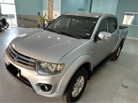 MITSUBISHI L 200 Triton 3.2 16V HPE 4X4 CABINE DUPLA TURBO DIESEL INTERCOOLER AUTOMTICO, Foto 16