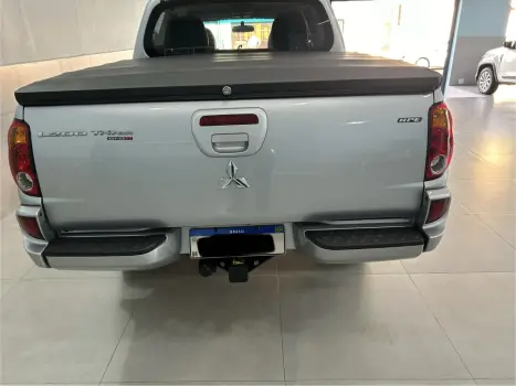 MITSUBISHI L 200 Triton 3.2 16V HPE 4X4 CABINE DUPLA TURBO DIESEL INTERCOOLER AUTOMTICO, Foto 19