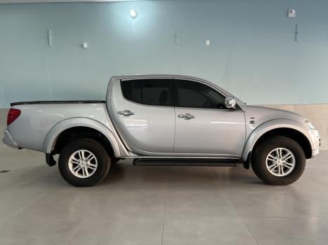 MITSUBISHI L 200 Triton 3.2 16V HPE 4X4 CABINE DUPLA TURBO DIESEL INTERCOOLER AUTOMTICO, Foto 23