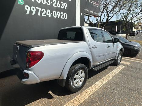 MITSUBISHI L 200 Triton 3.2 16V HPE 4X4 CABINE DUPLA TURBO DIESEL INTERCOOLER AUTOMTICO, Foto 4