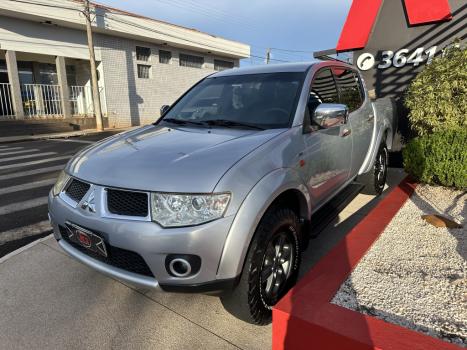 MITSUBISHI L 200 Triton 3.5 V6 HPE 4X4 FLEX CABINE DUPLA AUTOMTICO, Foto 3