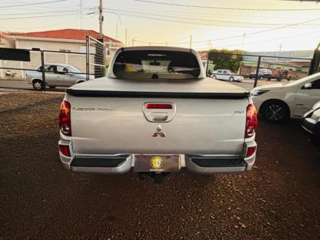MITSUBISHI L 200 Triton 3.5 V6 HPE 4X4 FLEX CABINE DUPLA AUTOMTICO, Foto 5