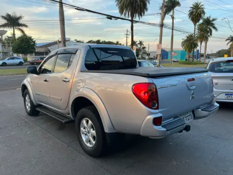MITSUBISHI L 200 Triton 2.4 16V SPORT HPE 4X4 CABINE DUPLA TURBO DIESEL AUTOMTICO, Foto 3