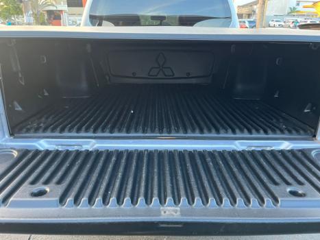 MITSUBISHI L 200 Triton 2.4 16V SPORT HPE 4X4 CABINE DUPLA TURBO DIESEL AUTOMTICO, Foto 6
