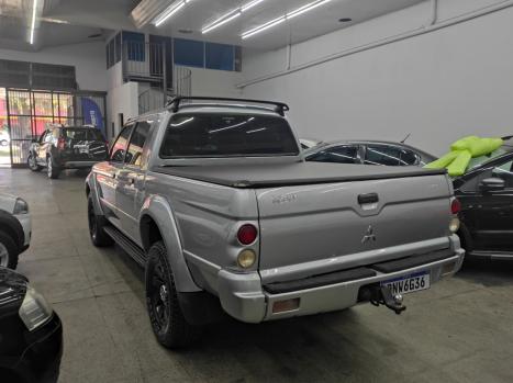 MITSUBISHI L 200 Triton 2.4 16V SPORT HPE 4X4 CABINE DUPLA TURBO DIESEL AUTOMTICO, Foto 4