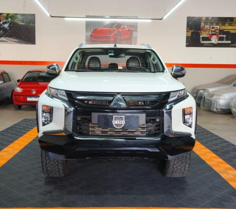 MITSUBISHI L 200 Triton 2.4 16V SPORT HPE-S 4X4 CABINE DUPLA TURBO DIESEL AUTOMTICO, Foto 3