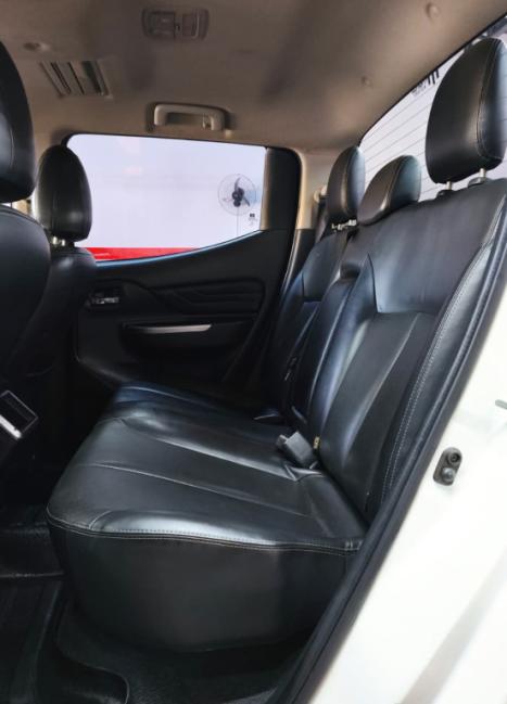 MITSUBISHI L 200 Triton 2.4 16V SPORT HPE-S 4X4 CABINE DUPLA TURBO DIESEL AUTOMTICO, Foto 10