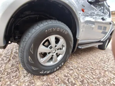 MITSUBISHI L 200 Triton 3.2 16V GLX 4X4 CABINE DUPLA TURBO DIESEL INTERCOOLER, Foto 10