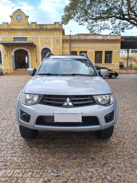 MITSUBISHI L 200 Triton 3.2 16V GLX 4X4 CABINE DUPLA TURBO DIESEL INTERCOOLER, Foto 4