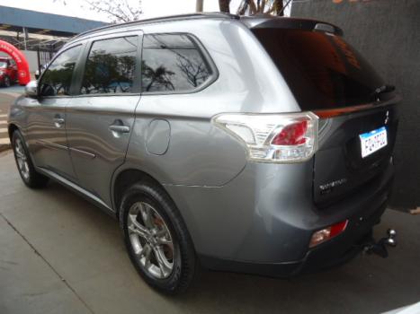 MITSUBISHI Outlander 2.0 16V 4P AUTOMTICO, Foto 3