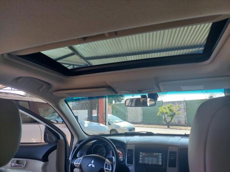 MITSUBISHI Outlander 3.0 V6 24V 4P 4X4 AUTOMTICO, Foto 5