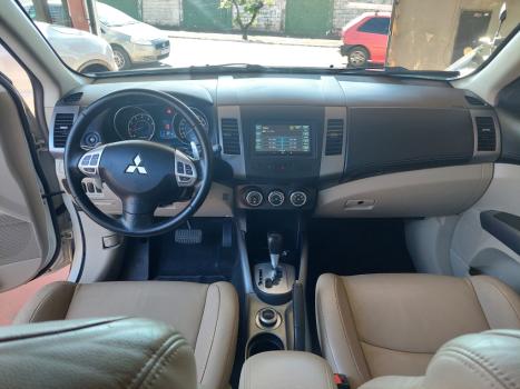 MITSUBISHI Outlander 3.0 V6 24V 4P 4X4 AUTOMTICO, Foto 6