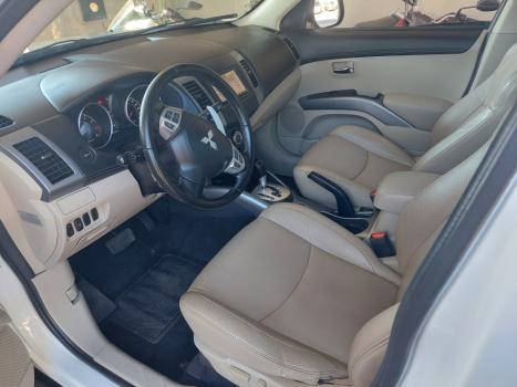 MITSUBISHI Outlander 3.0 V6 24V 4P 4X4 AUTOMTICO, Foto 7