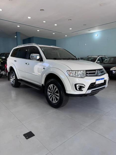MITSUBISHI Pajero Dakar 3.5 V6 24V 4P HPE FLEX 4X4 7 LUGARES AUTOMTICO, Foto 3