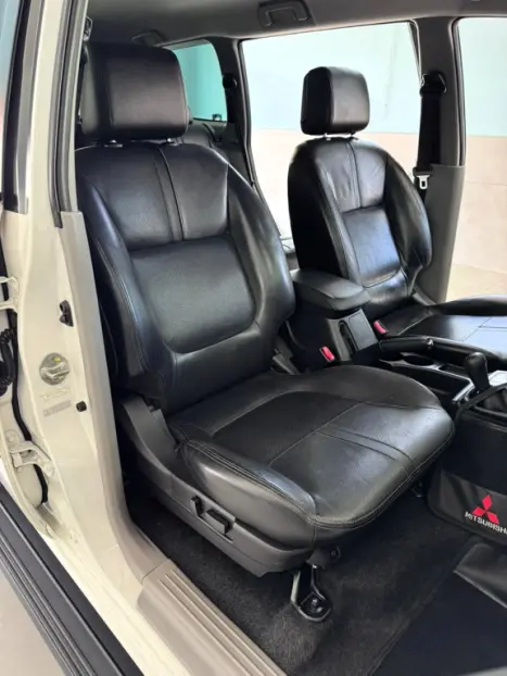 MITSUBISHI Pajero Dakar 3.5 V6 24V 4P HPE FLEX 4X4 7 LUGARES AUTOMTICO, Foto 14