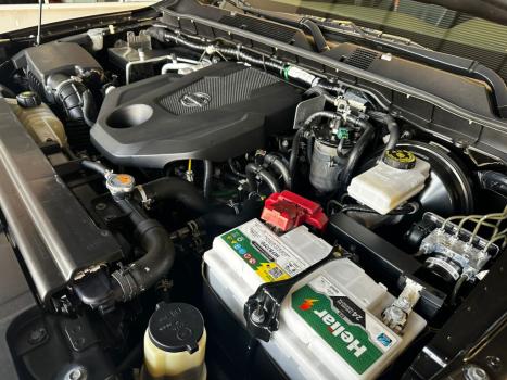 NISSAN Frontier 2.3 16V PRO4X CABINE DUPLA 4X4 BI-TURBO DIESEL AUTOMTICO, Foto 9
