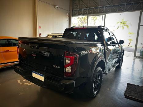 NISSAN Frontier 2.3 16V PRO4X CABINE DUPLA 4X4 BI-TURBO DIESEL AUTOMTICO, Foto 10