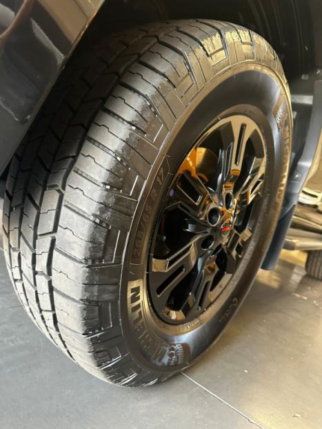 NISSAN Frontier 2.3 16V PRO4X CABINE DUPLA 4X4 BI-TURBO DIESEL AUTOMTICO, Foto 15