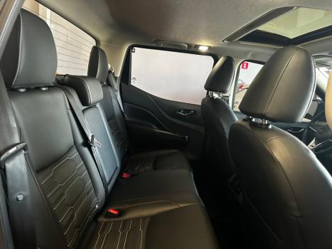 NISSAN Frontier 2.3 16V PRO4X CABINE DUPLA 4X4 BI-TURBO DIESEL AUTOMTICO, Foto 22
