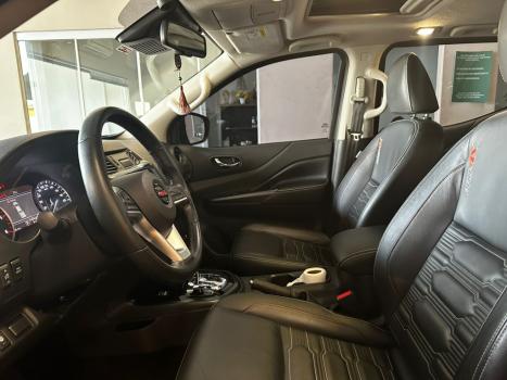 NISSAN Frontier 2.3 16V PRO4X CABINE DUPLA 4X4 BI-TURBO DIESEL AUTOMTICO, Foto 25