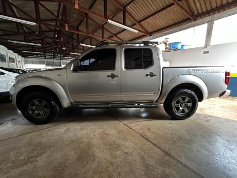 NISSAN Frontier 2.5 16V 4X4 SV ATTACK TURBO DIESEL CABINE DUPLA, Foto 8