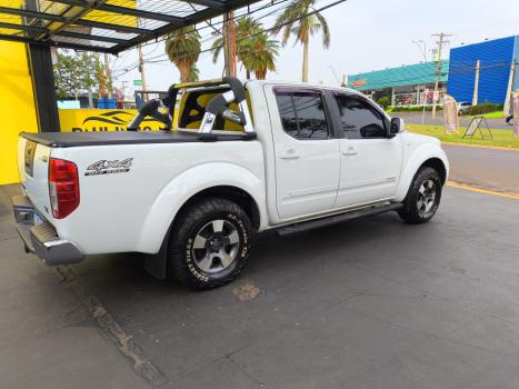 NISSAN Frontier 2.5 SE 4X4 TURBO DIESEL CABINE DUPLA, Foto 5