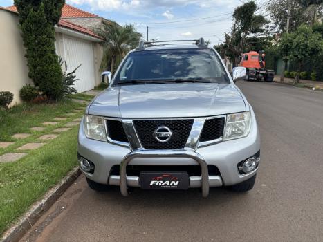 NISSAN Frontier 2.5 SL 4X4 TURBO DIESEL CABINE DUPLA AUTOMTICO, Foto 3