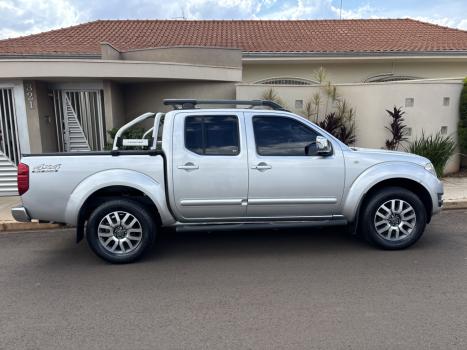 NISSAN Frontier 2.5 SL 4X4 TURBO DIESEL CABINE DUPLA AUTOMTICO, Foto 5