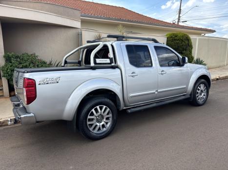 NISSAN Frontier 2.5 SL 4X4 TURBO DIESEL CABINE DUPLA AUTOMTICO, Foto 6