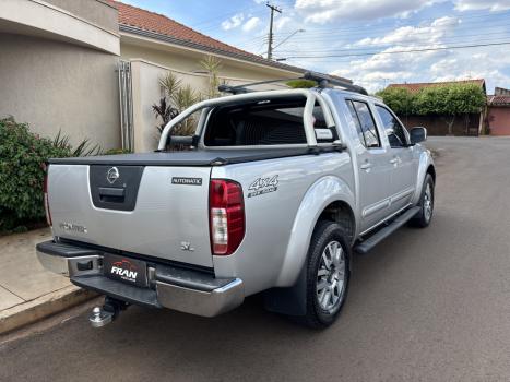 NISSAN Frontier 2.5 SL 4X4 TURBO DIESEL CABINE DUPLA AUTOMTICO, Foto 11