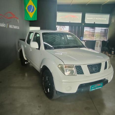 NISSAN Frontier 2.5 4X4 LE CABINE DUPLA TURBO DIESEL AUTOMTICO, Foto 2