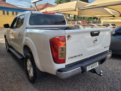 NISSAN Frontier 2.5 SE 4X4 ATTACK TURBO DIESEL CABINE DUPLA, Foto 3