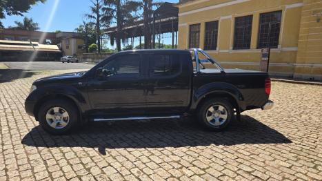 NISSAN Frontier 2.5 XE TURBO DIESEL CABINE DUPLA, Foto 2