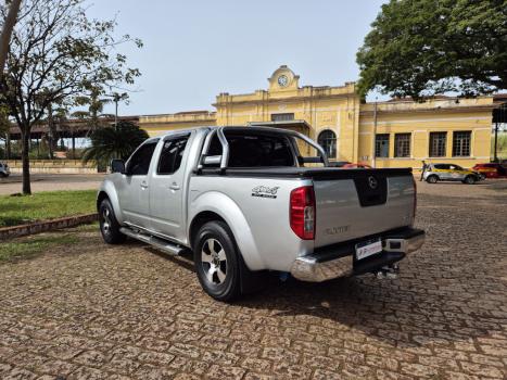 NISSAN Frontier 2.5 XE TURBO DIESEL CABINE DUPLA, Foto 3