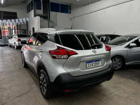 NISSAN Kicks 1.6 16V 4P FLEXSTART S DIRECT X-TRONIC AUTOMTICO CVT, Foto 4