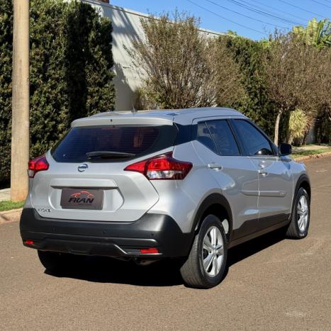 NISSAN Kicks 1.6 16V 4P FLEXSTART S DIRECT X-TRONIC AUTOMTICO CVT, Foto 2