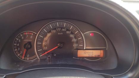 NISSAN March 1.0 12V 4P S FLEX, Foto 8