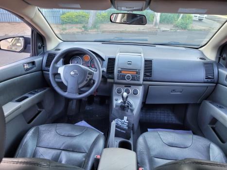 NISSAN Sentra 2.0 16V 4P, Foto 4