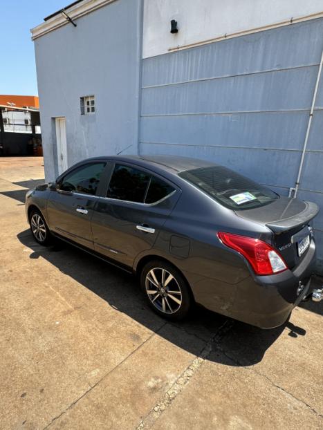 NISSAN Versa Sedan 1.6 16V 4P UNIQUE FLEX XTRONIC AUTOMTICO CVT, Foto 8