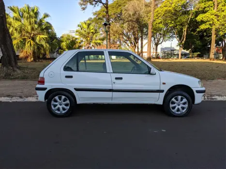 PEUGEOT 106 1.0 4P SOLEIL, Foto 3