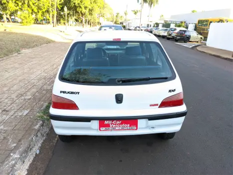 PEUGEOT 106 1.0 4P SOLEIL, Foto 5