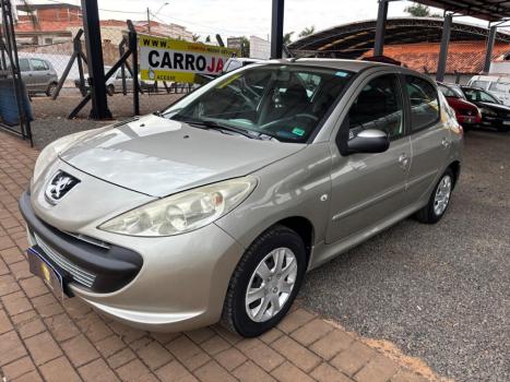 PEUGEOT 207 Hatch 1.4 XR FLEX, Foto 2